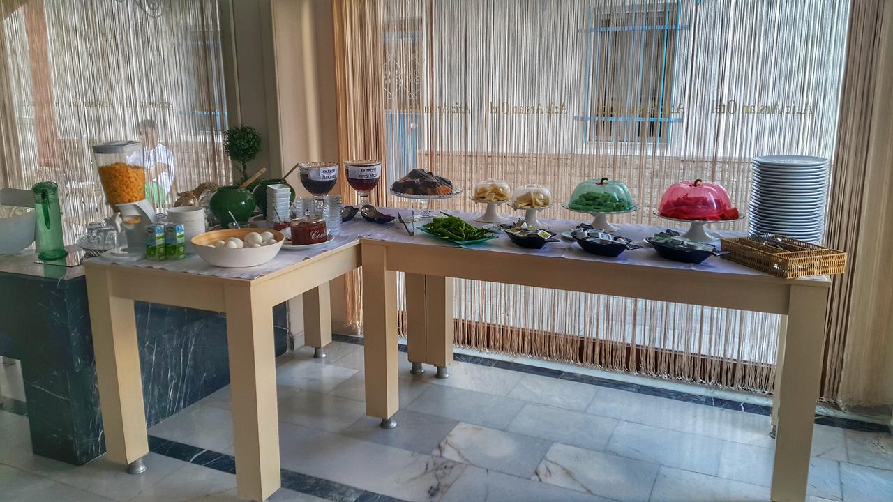 Aziz Arslan Hotel Ayvalı Esterno foto
